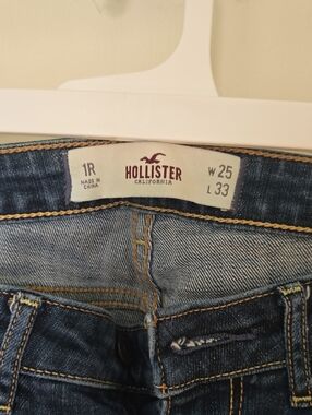 Hollister Medium Blue Denim Jeans Size 1 25x33